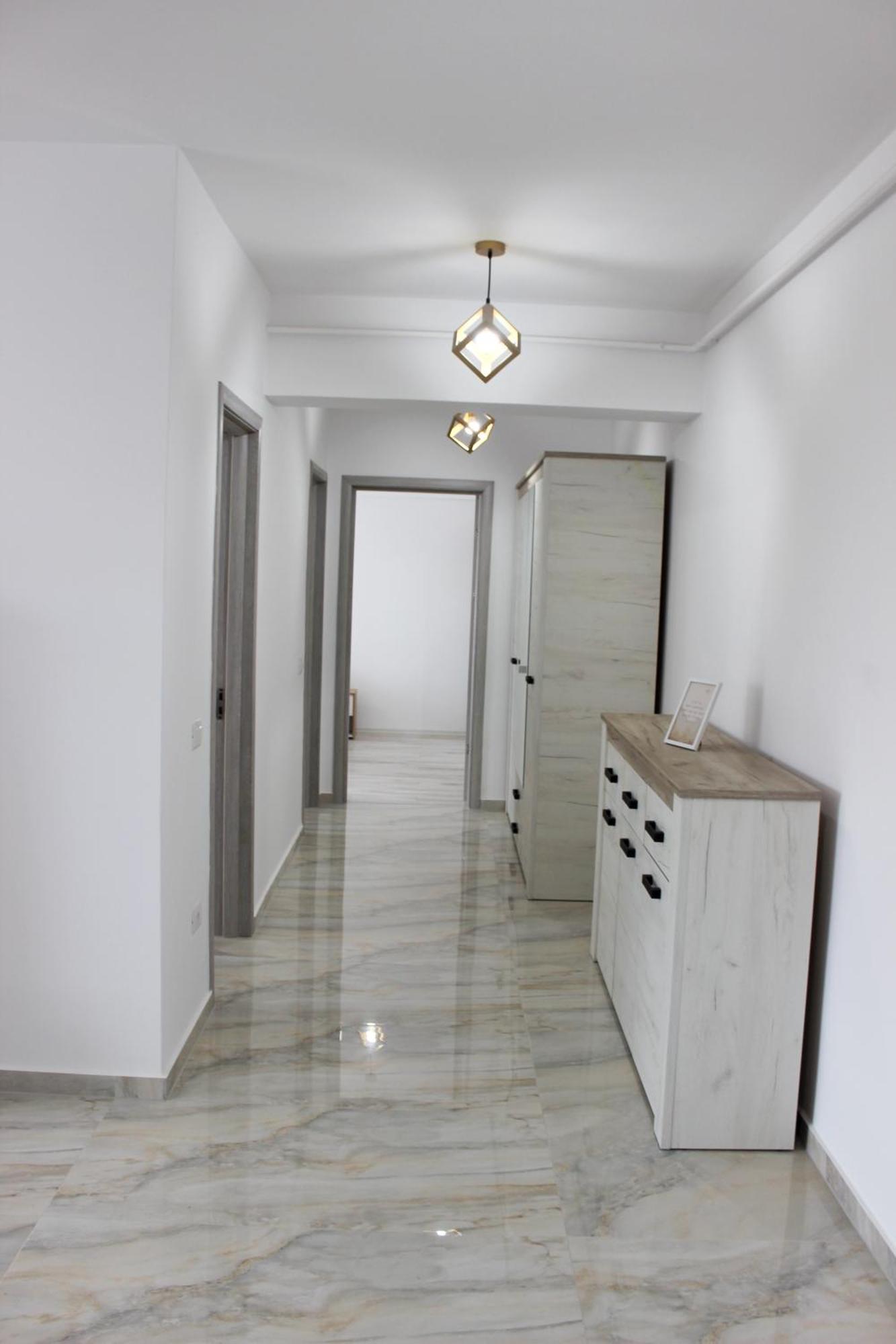 Cozy Apartments In Centre Of Suceava Near Kaufland And University Extérieur photo