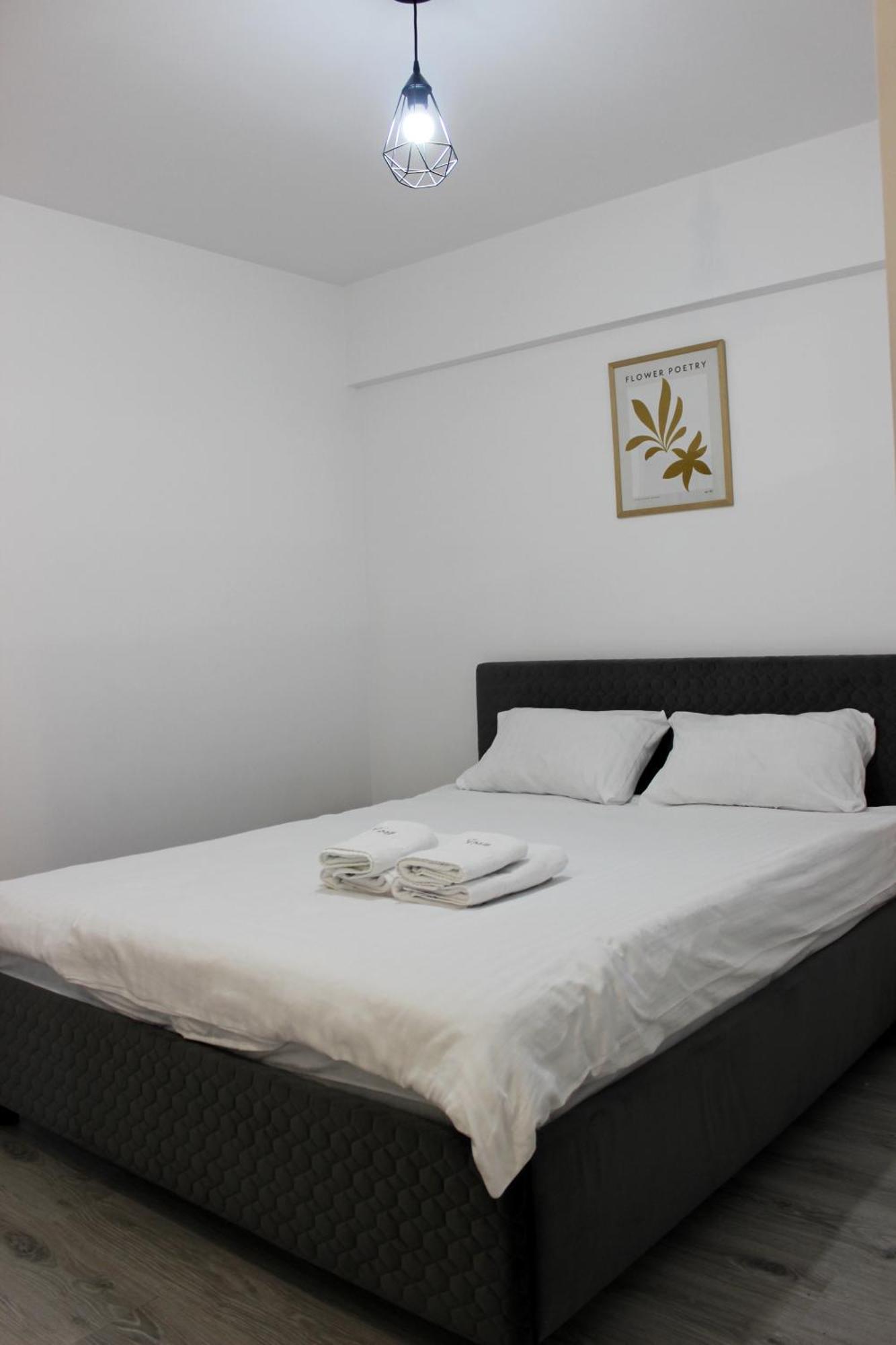 Cozy Apartments In Centre Of Suceava Near Kaufland And University Extérieur photo