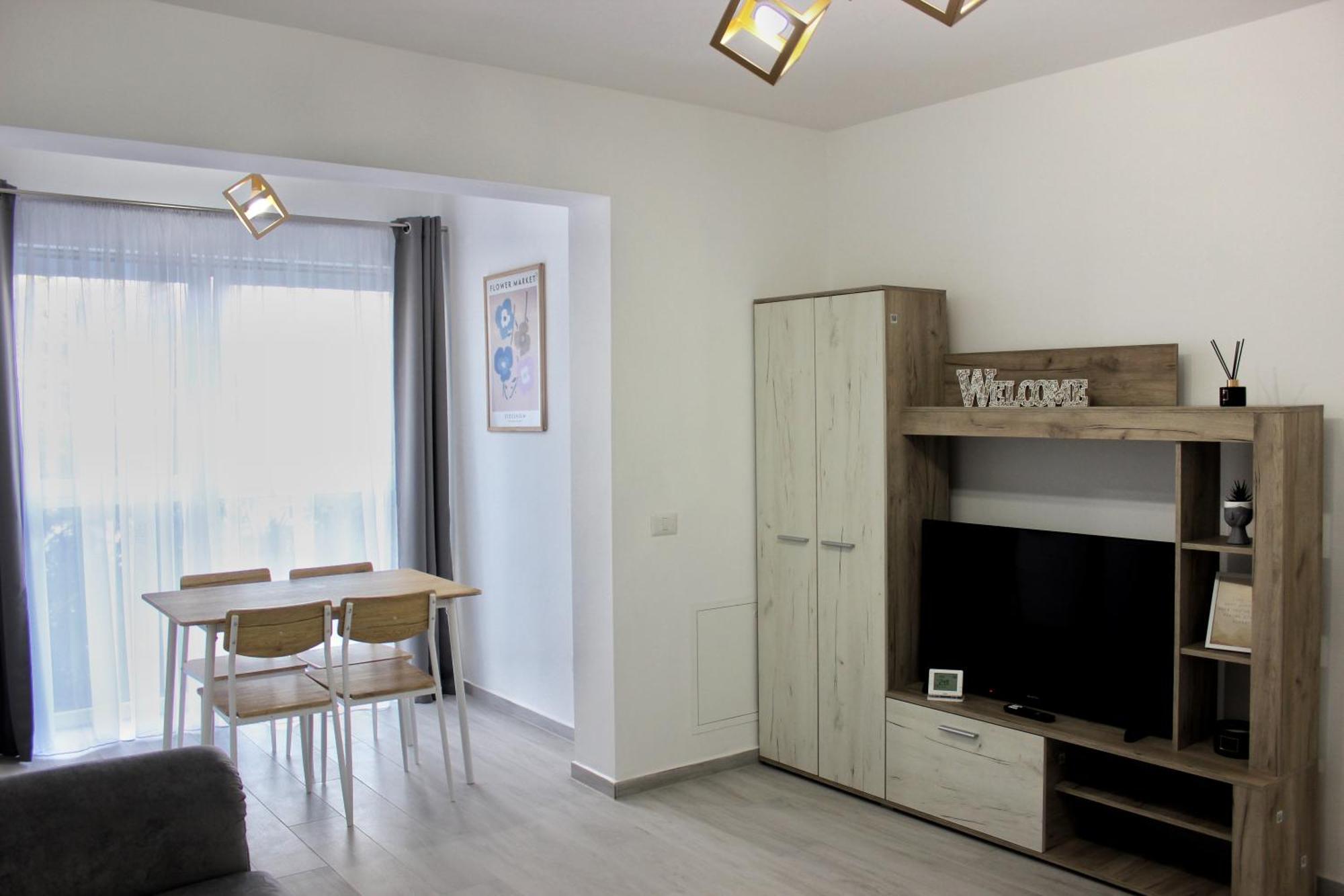 Cozy Apartments In Centre Of Suceava Near Kaufland And University Extérieur photo